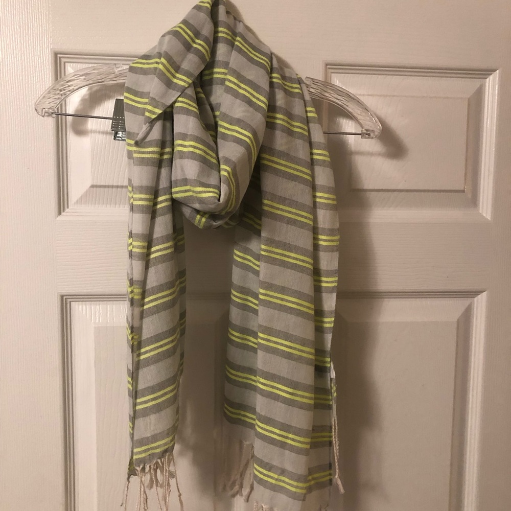 Fashion scarf